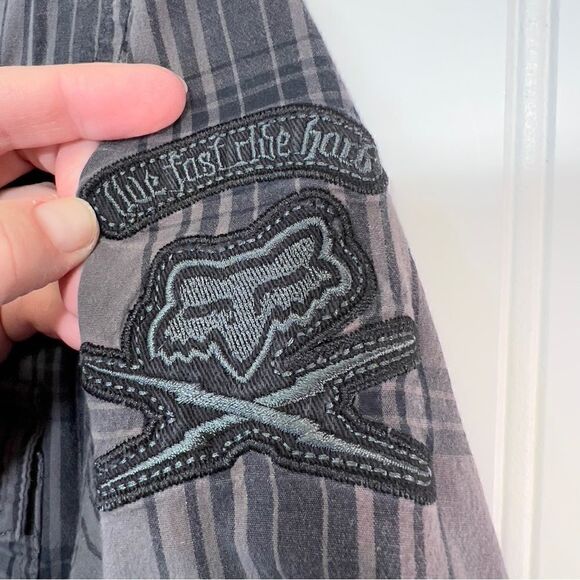 Fox Racing Button Up Slim Fit medium - Picture 2 of 13